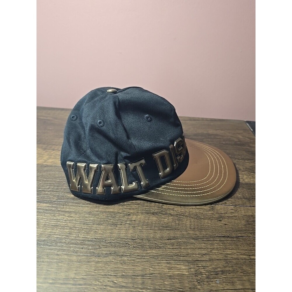 Disney Parks WALT DISNEY WORLD BASE BALL HAT Black Gold Cap Metallic Snap Back - Picture 3 of 4